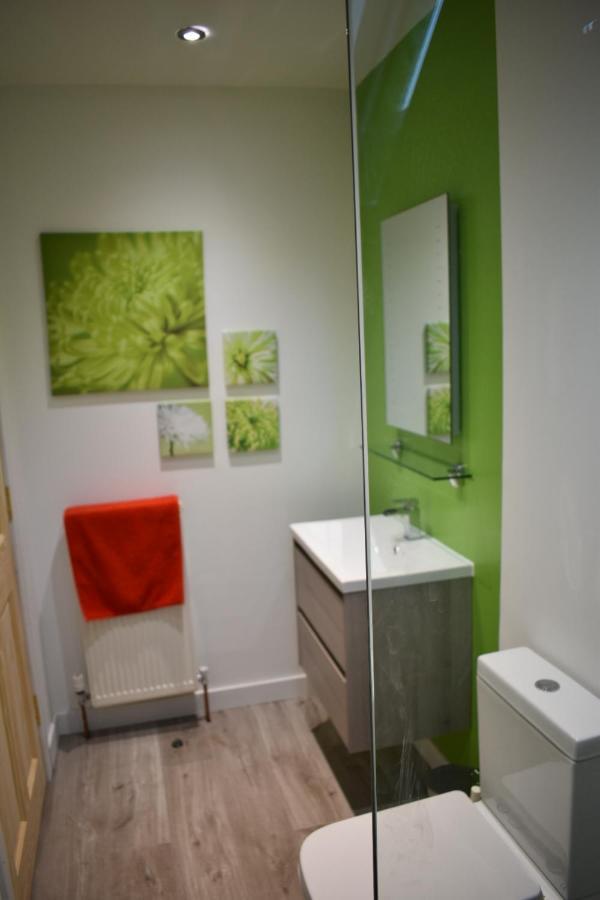 Lycia Rooms + Инвернесс Экстерьер фото